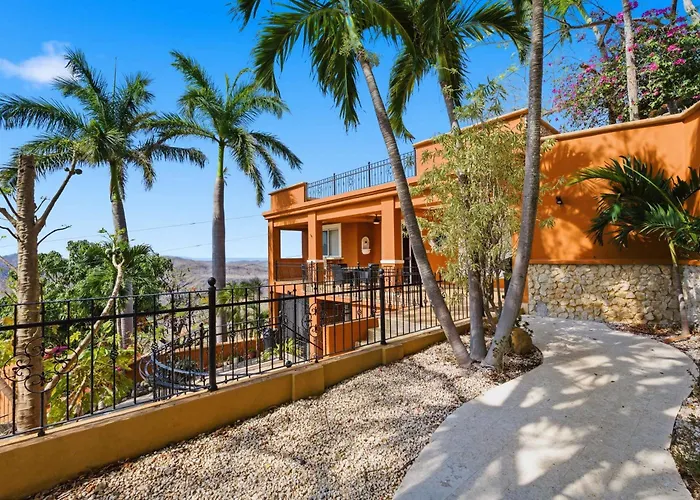 Holiday home Luxury Oceanview Pool & Private Casita