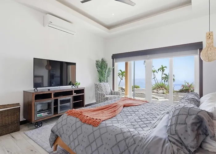 Luxury Oceanview Pool & Private Casita *