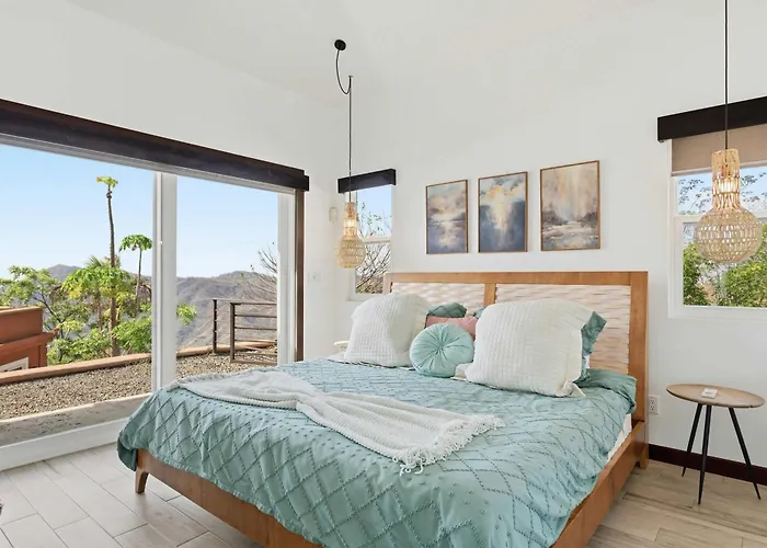 Luxury Oceanview Pool & Private Casita