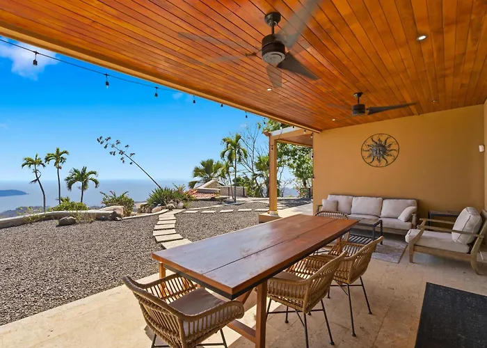 Holiday home Luxury Oceanview Pool & Private Casita *
