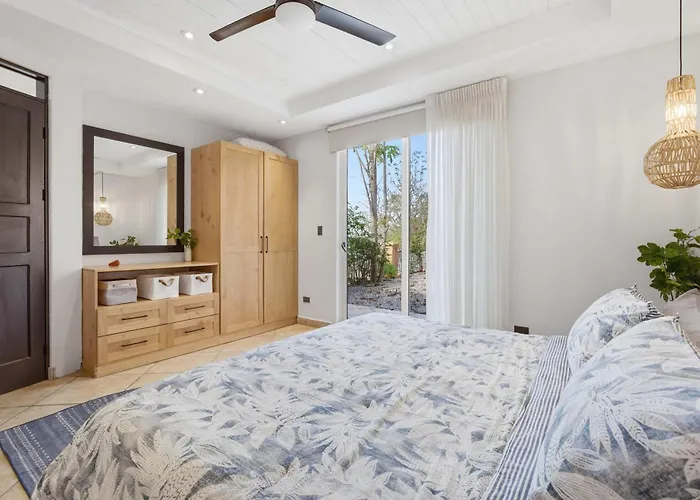 Holiday home Luxury Oceanview Pool & Private Casita