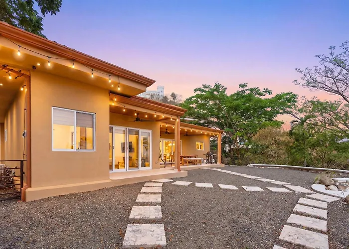 Holiday home Luxury Oceanview Pool & Private Casita